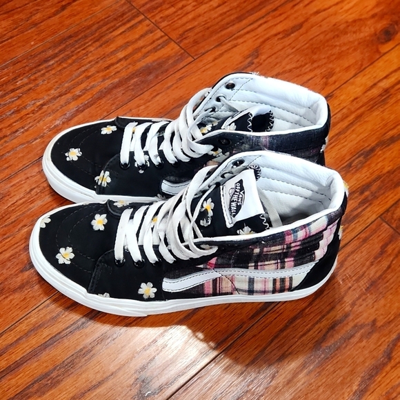 VANS Floral Plaid Patchwork HiTop Sneakers - Picture 3 of 7